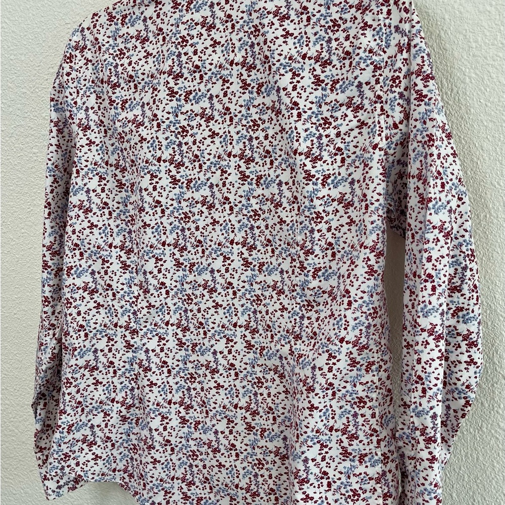 Brooks Brothers Women's Floral Shirt with Ruffled Front - Red and Blue Size 12 - Picture 5 of 7
